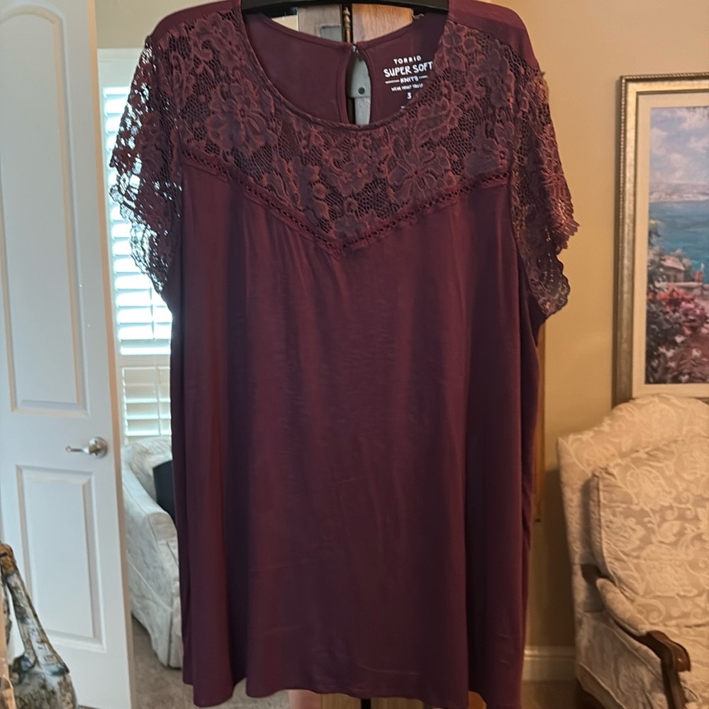 Torrid purple Asymmetrical Cap lace  Sleeve Blouse